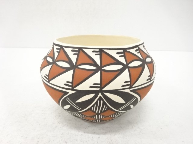 JAPANESE TEA CEREMONY / HANAIRE FLOWER VASE / ARTISAN WORK